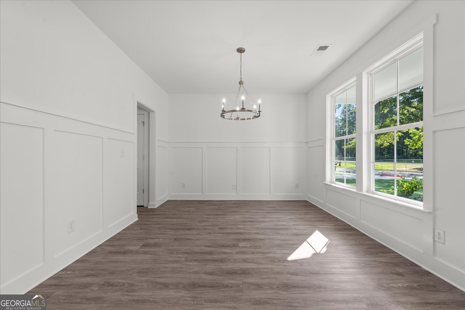 540 Lillian Way Statham - Photo 5