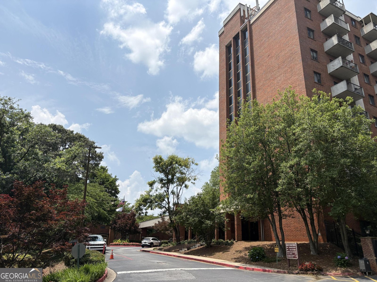 300 Johnson Ferry Road Atlanta - Photo 17