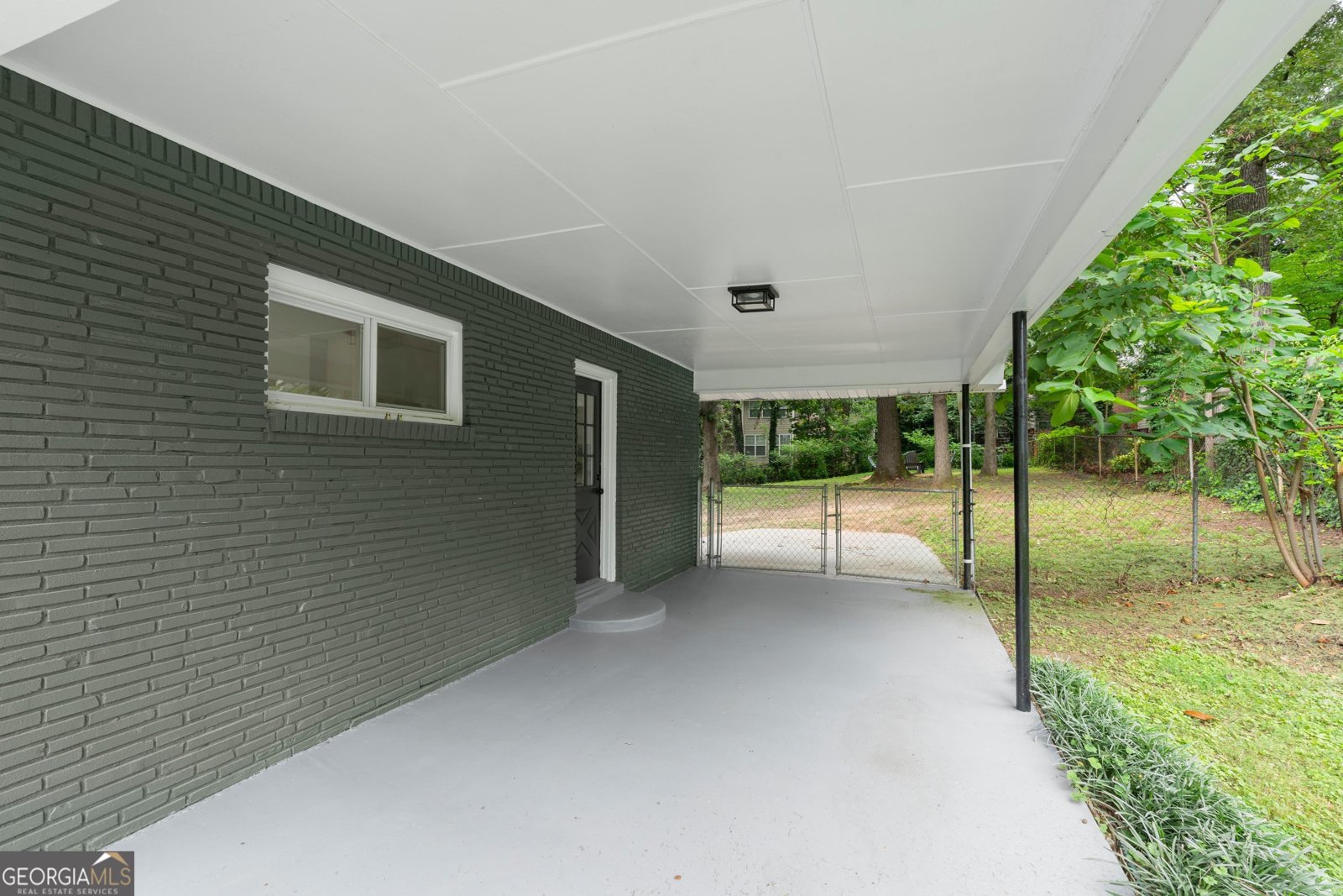 2324 Elmwood Circle Atlanta - Photo 17