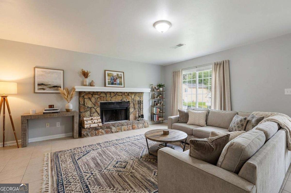 5202 Scarbrough Lane Stone Mountain - Photo 8
