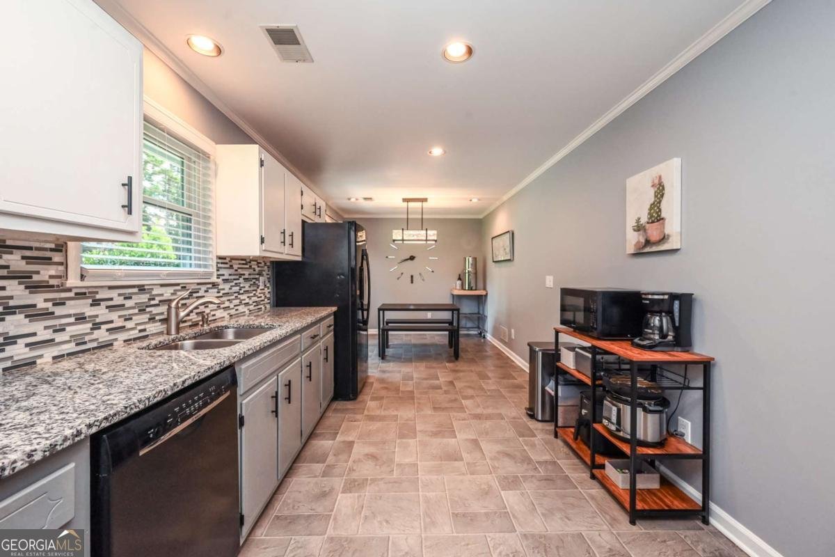 4535 Keith Drive Lilburn - Photo 14