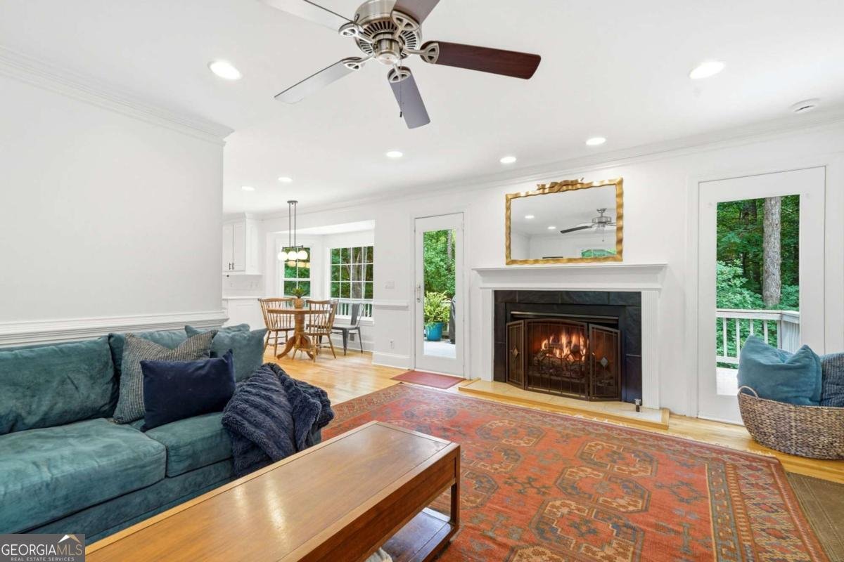 765 Lake Top Way Roswell - Photo 13