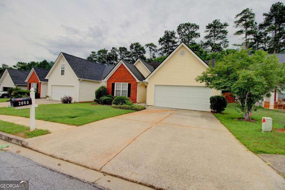 2660 Kentshire Way Lawrenceville - main photo