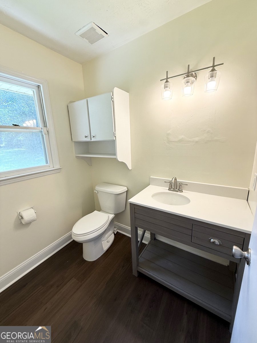 815 McCurdy Blvd Manchester - Photo 15