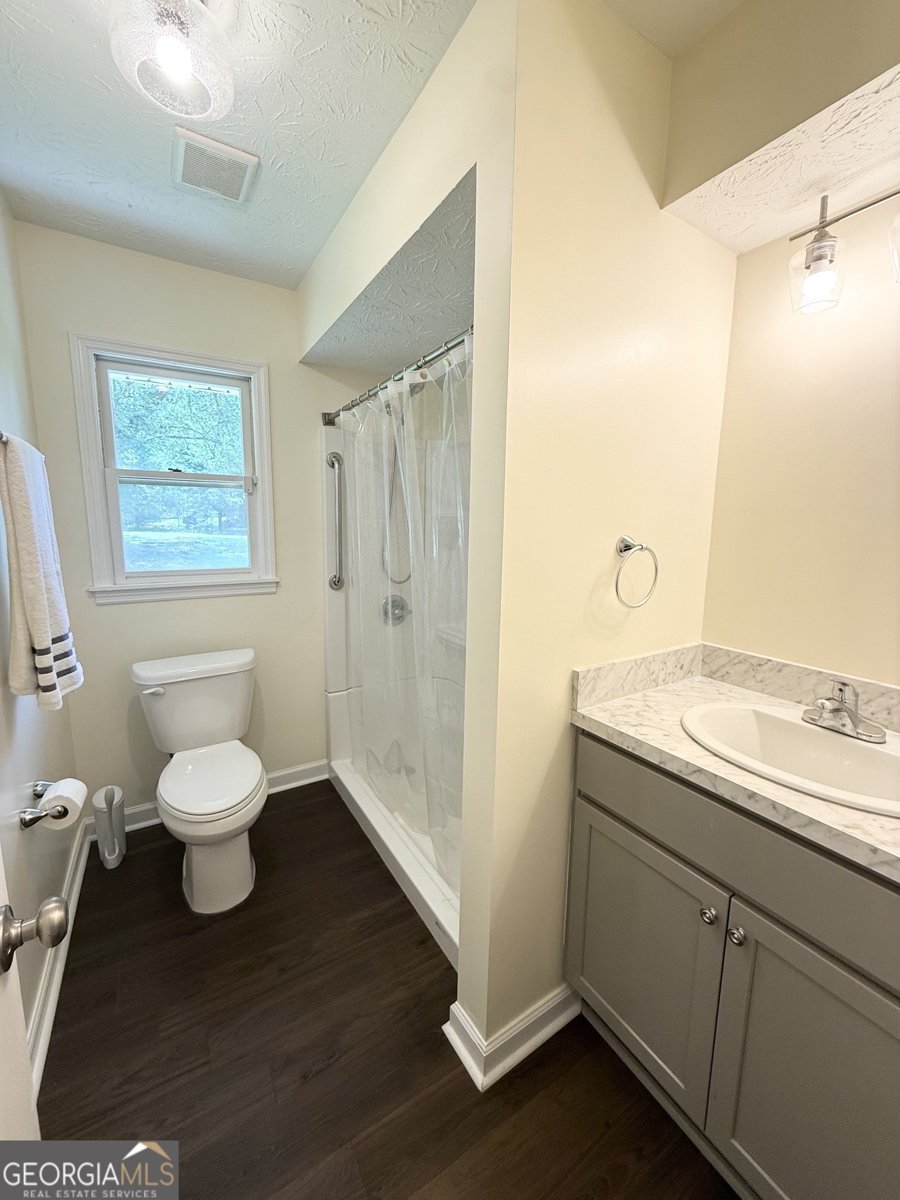 815 McCurdy Blvd Manchester - Photo 18