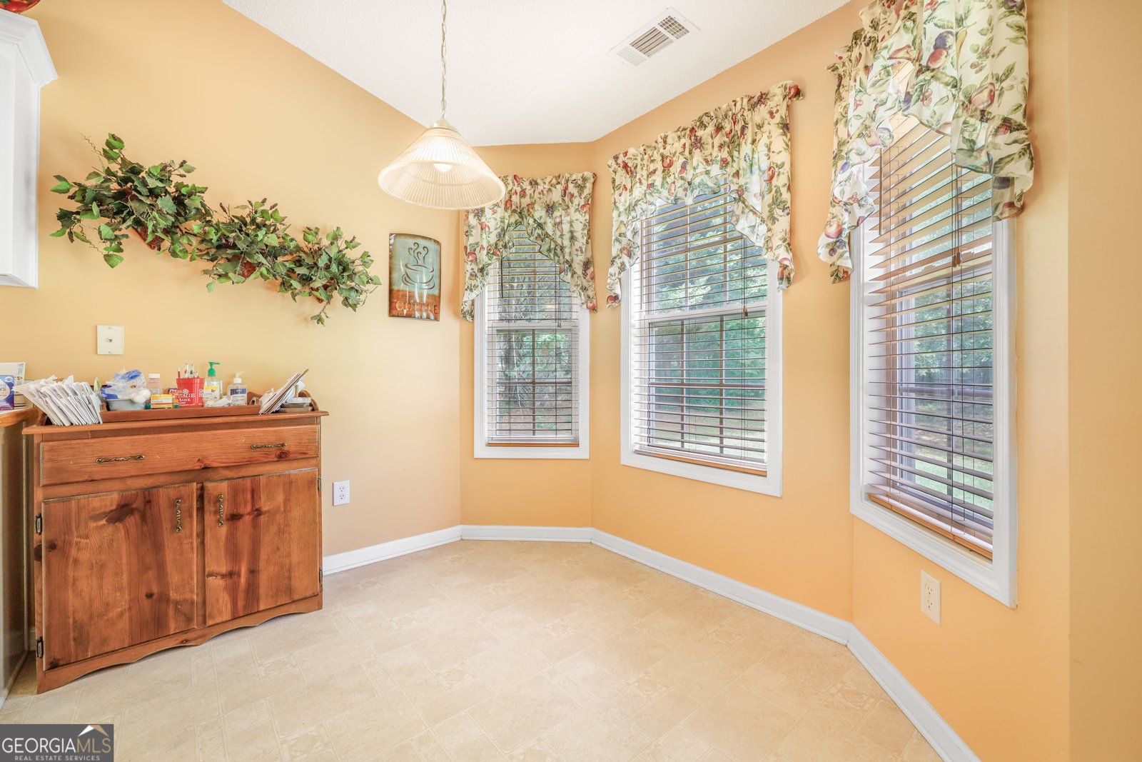 1035 Preserve Lane Bethlehem - Photo 18