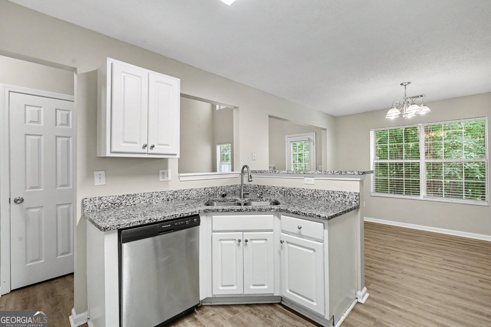 4534 Ravenwood Place Union City - Photo 9
