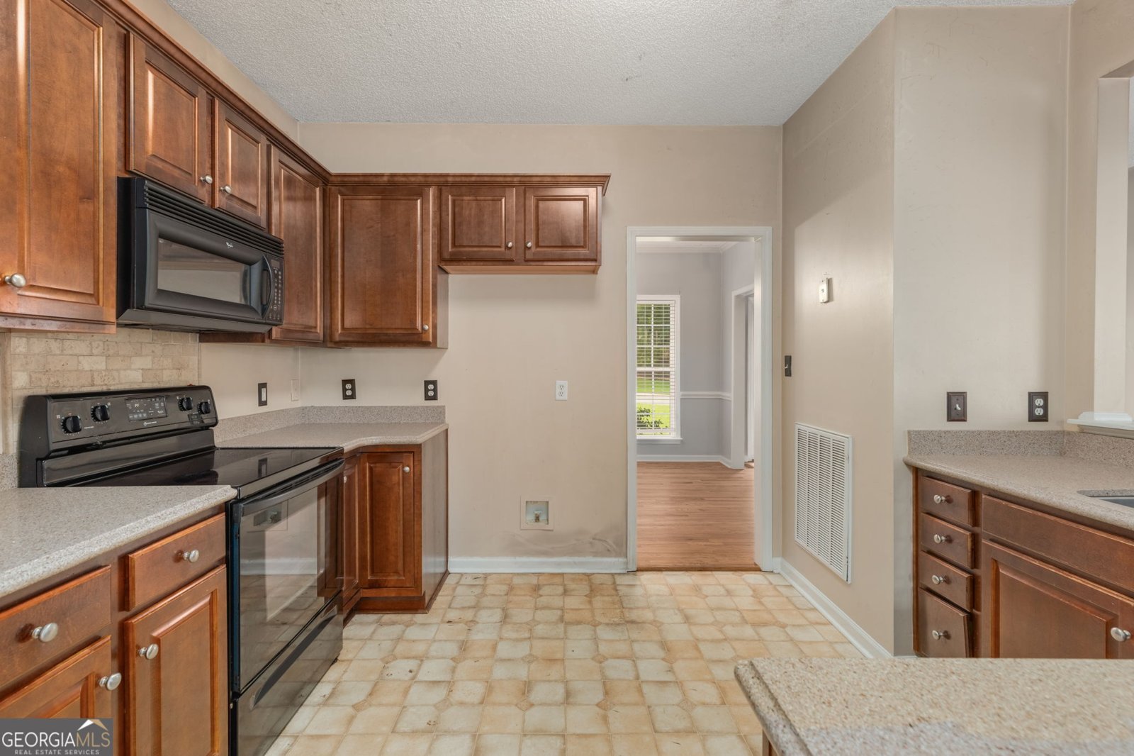 141 Masters Cove Macon - Photo 10