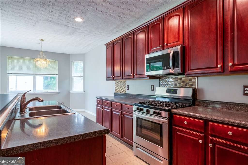 6164 Chastain Way Fairburn - Photo 20