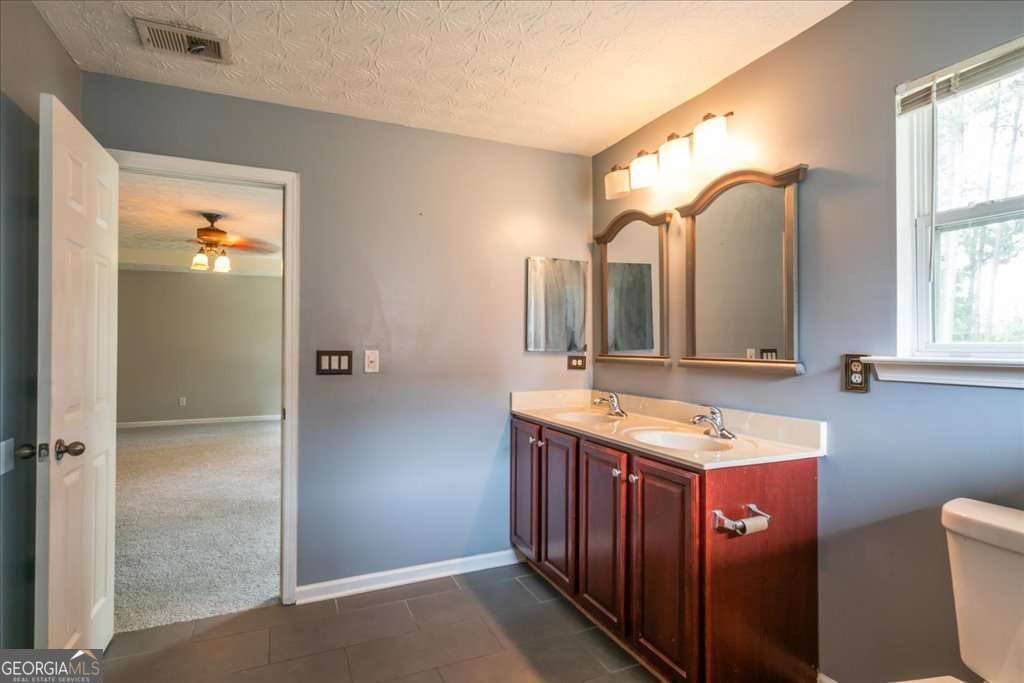 6164 Chastain Way Fairburn - Photo 38