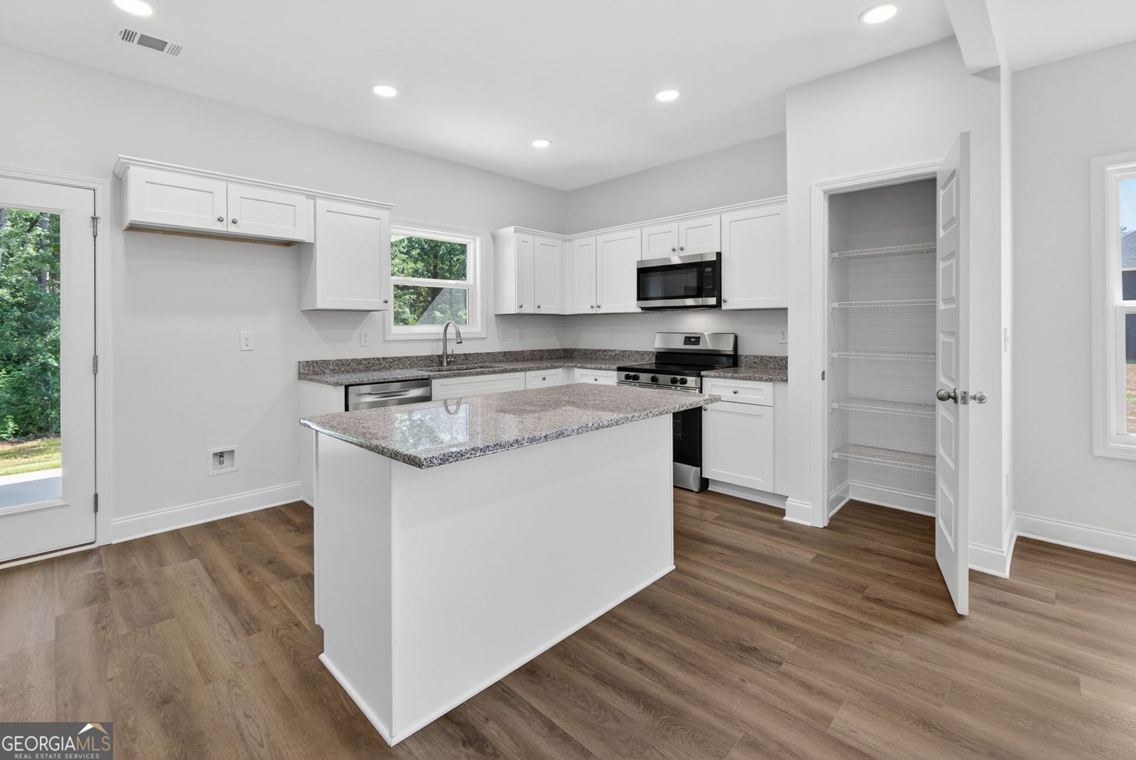 205 Yancey Road Covington - Photo 8