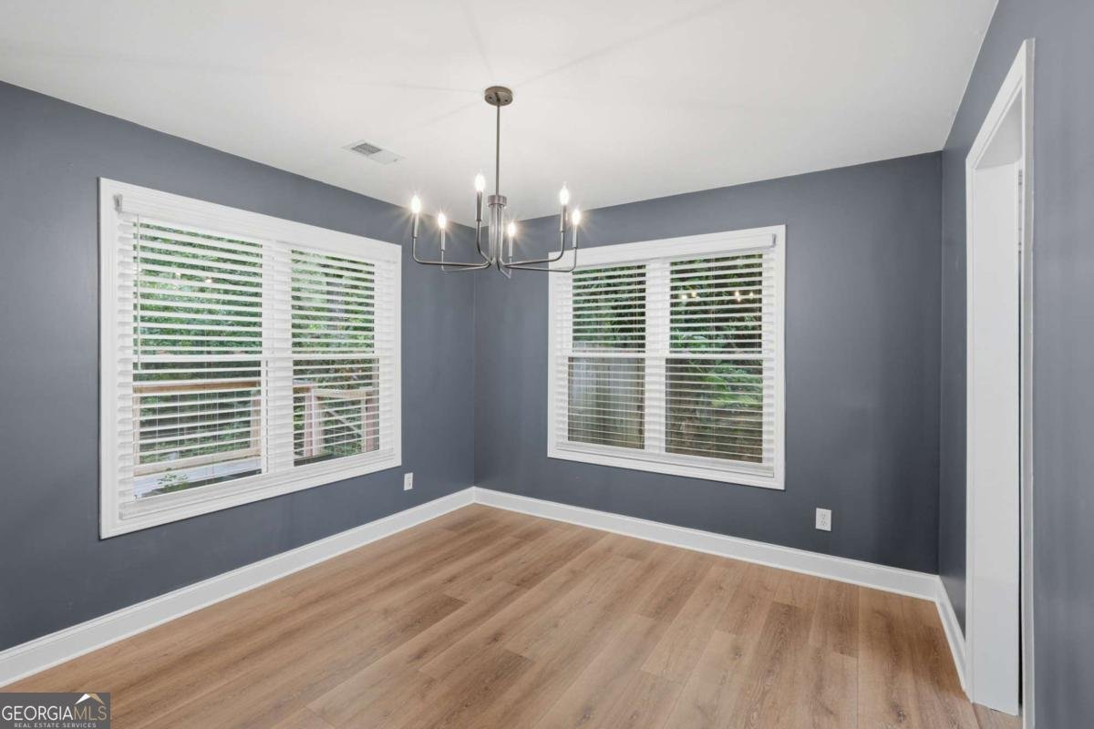 5734 Harthorn Park Place Buford - Photo 8