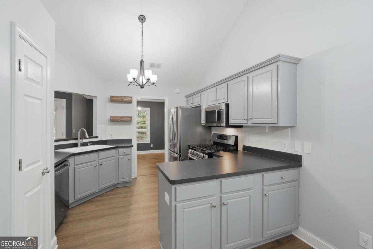 5734 Harthorn Park Place Buford - Photo 9