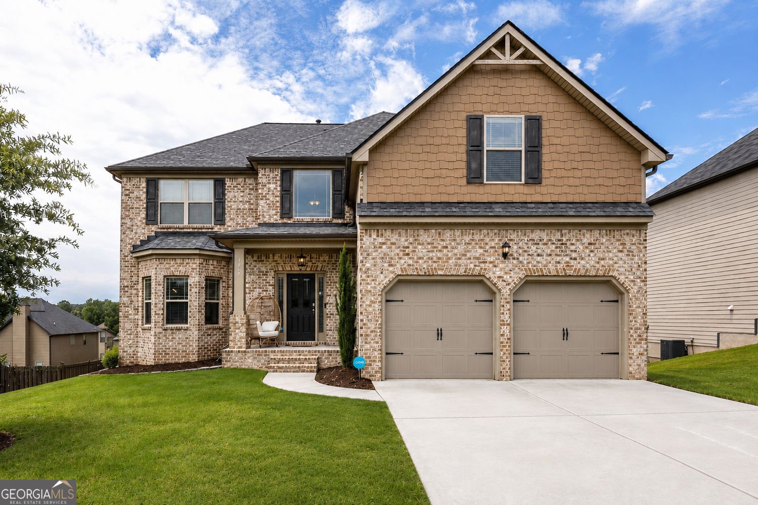 3769 Lake End Drive Loganville - main photo