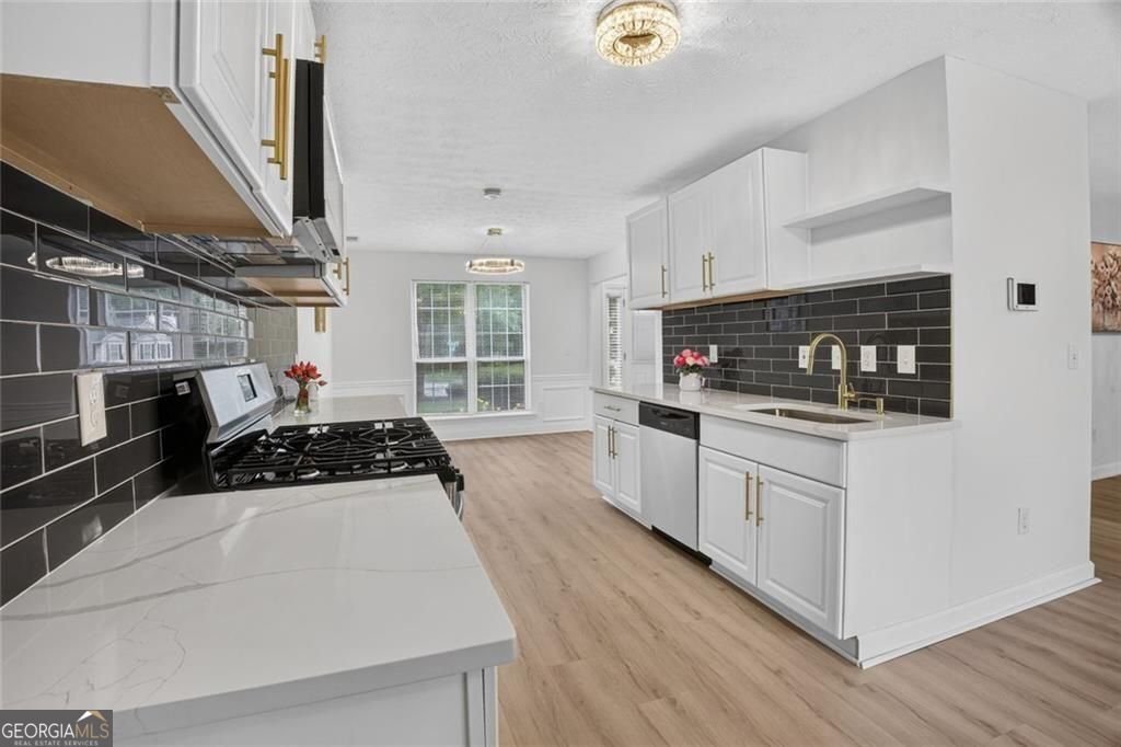 359 Howell Drive Atlanta - Photo 6