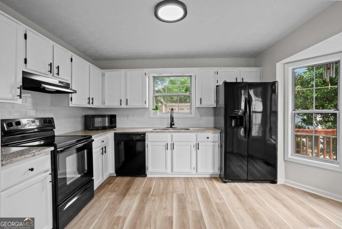 613 Silverwood Court Marietta - Photo 9