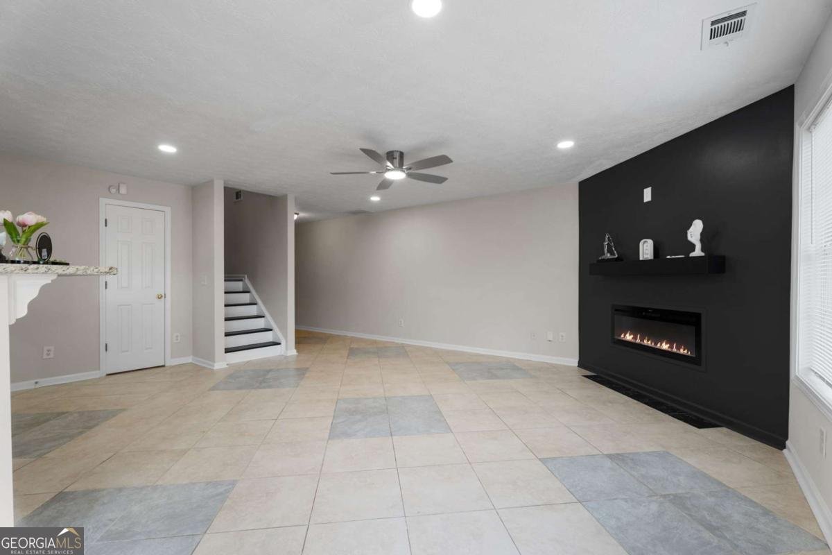 599 Shadow Valley Court Lithonia - Photo 11