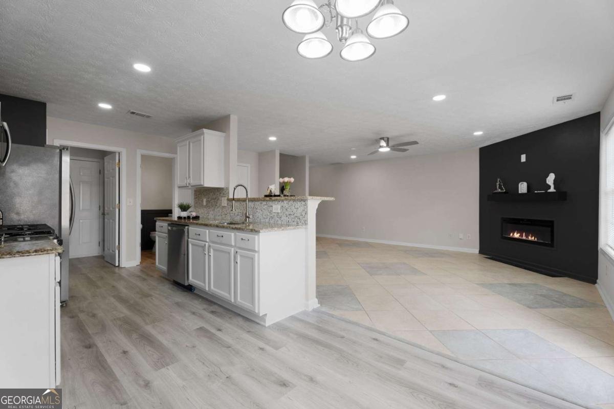 599 Shadow Valley Court Lithonia - Photo 12