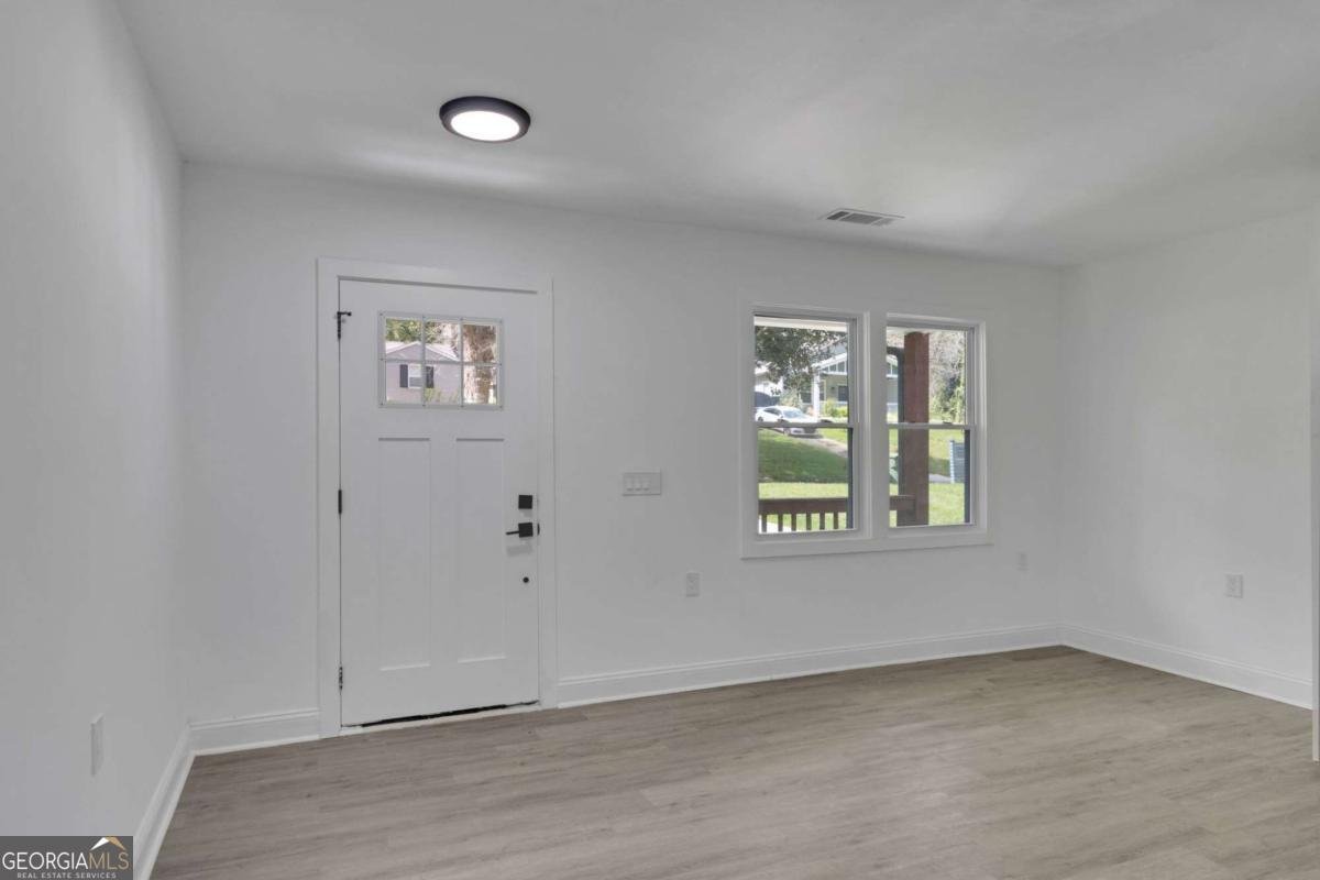 1318 Graymont Drive Atlanta - Photo 10