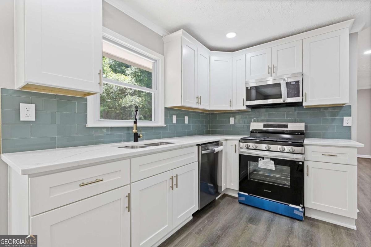 453 Edwards Court Lawrenceville - Photo 8