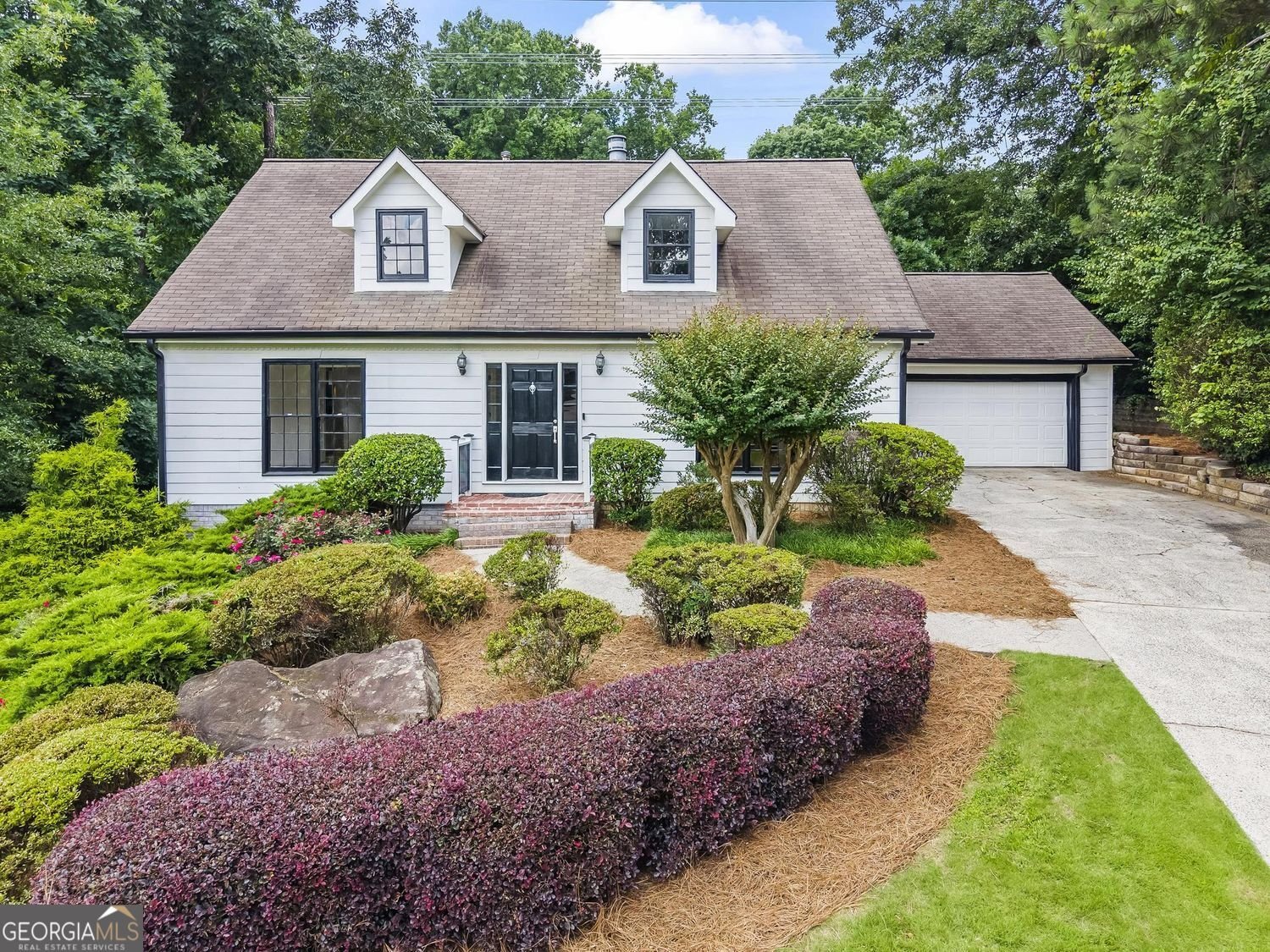1189 Forest Brook Court Marietta - main photo