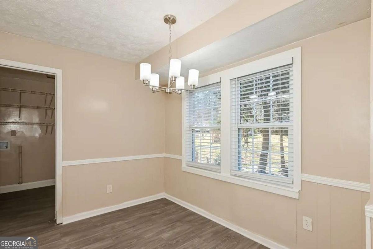 247 Sandra Drive Lilburn - Photo 12