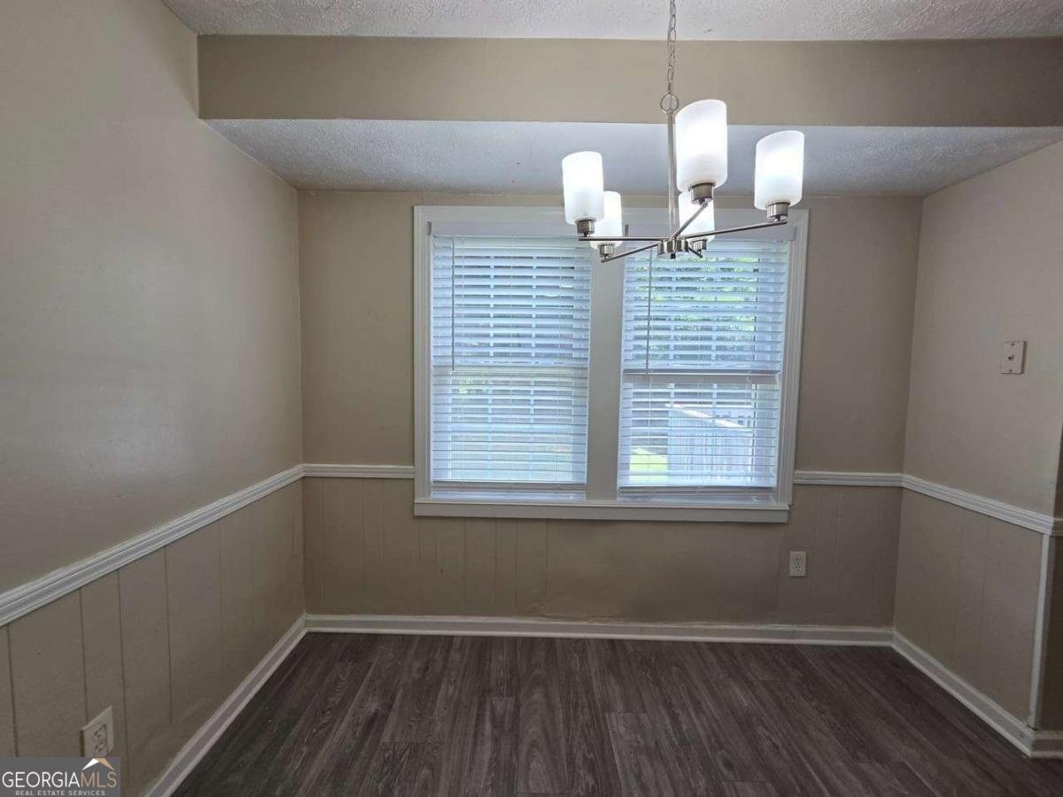 247 Sandra Drive Lilburn - Photo 13