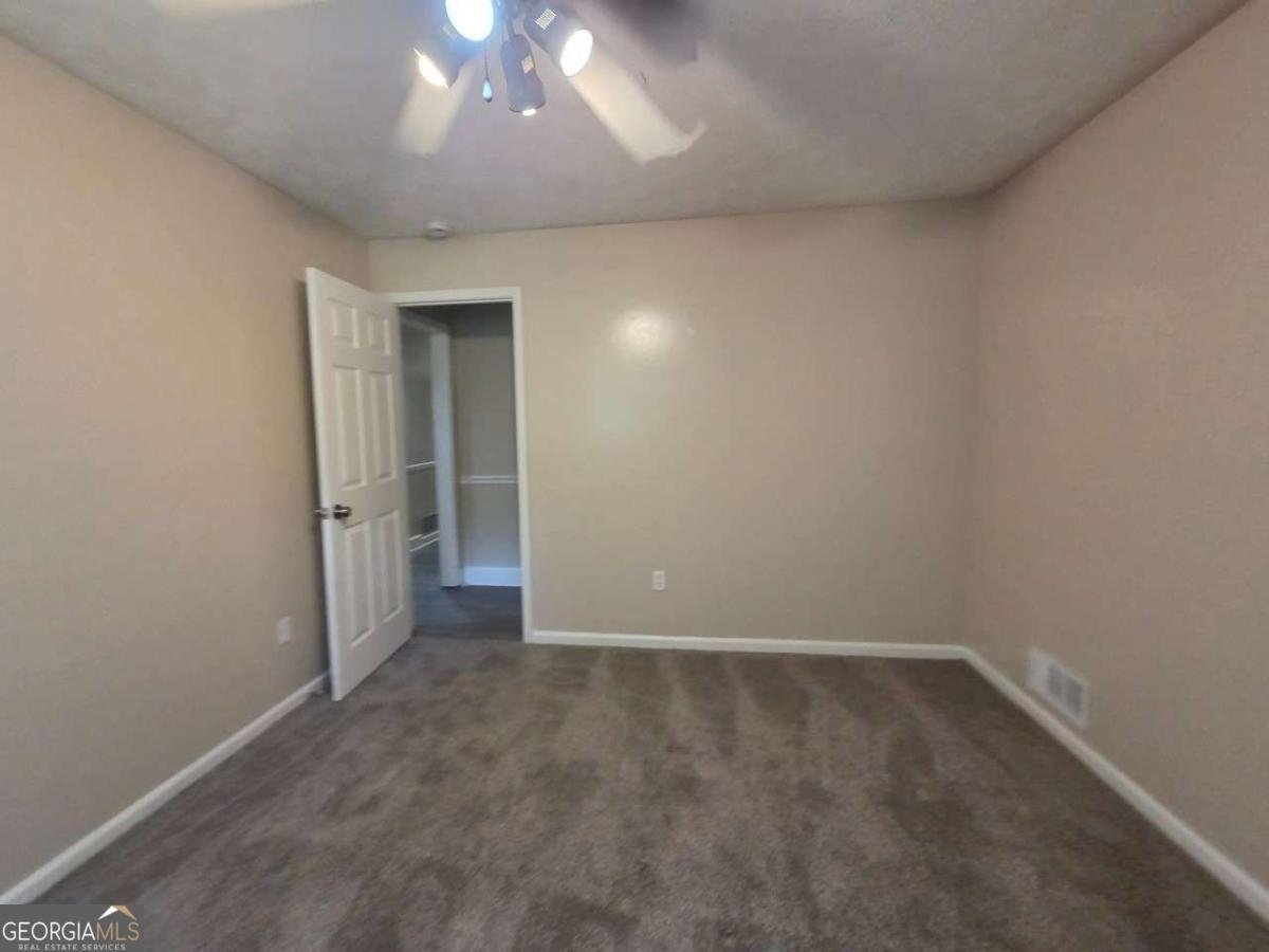 247 Sandra Drive Lilburn - Photo 23