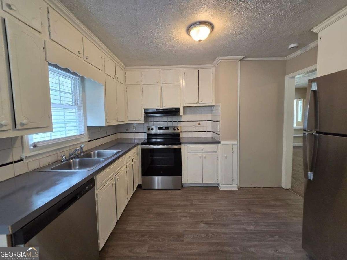 247 Sandra Drive Lilburn - Photo 8