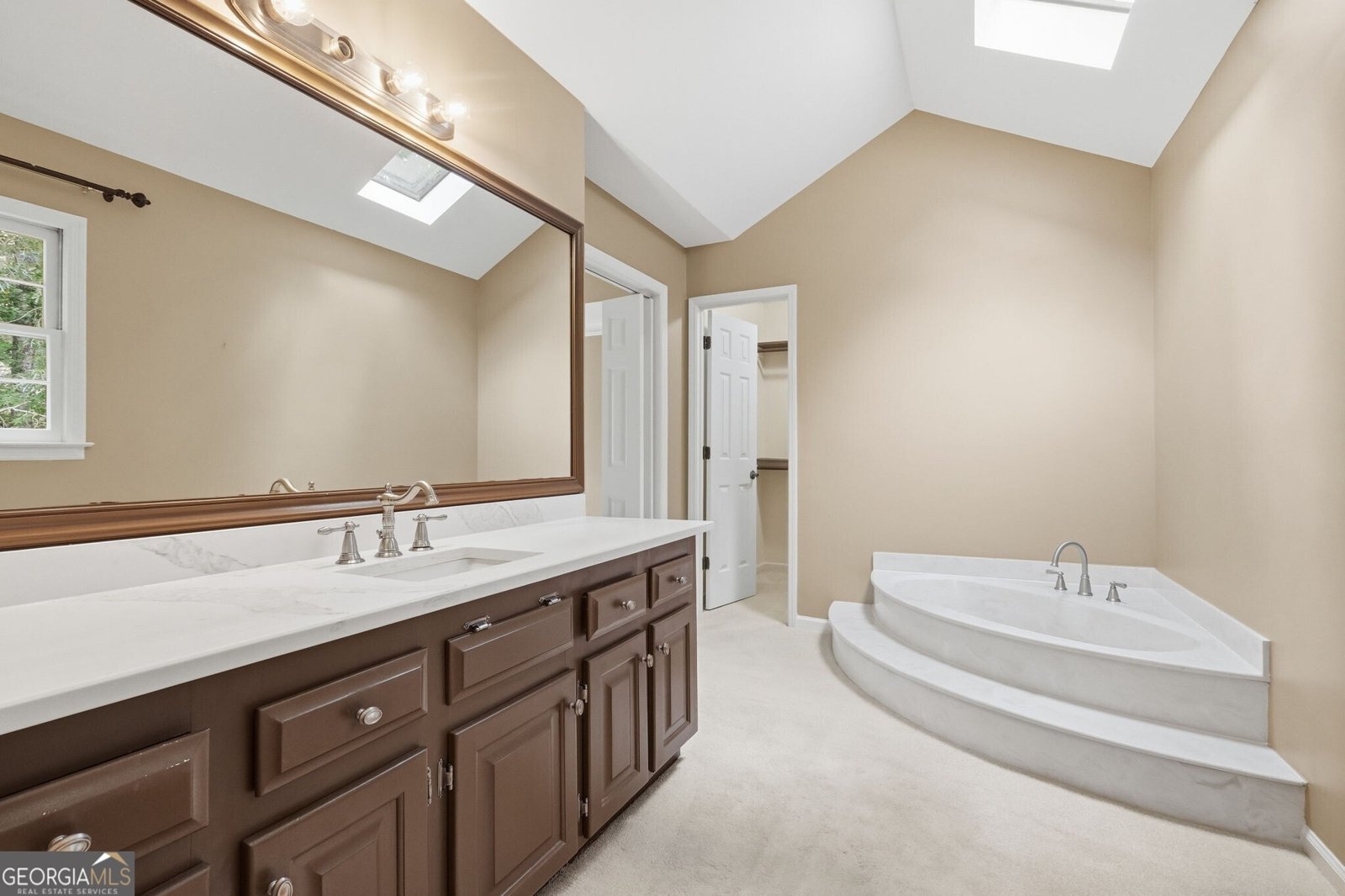 5230 Shasta Way Marietta - Photo 6