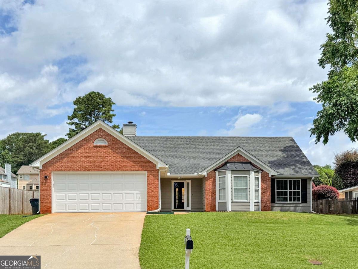1435 Wheatfield Drive Lawrenceville - main photo