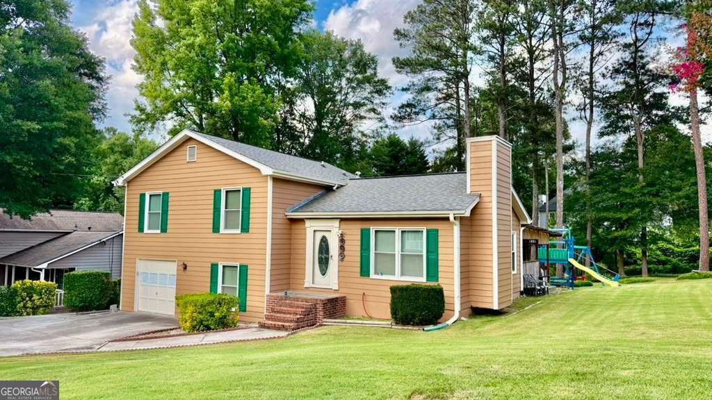 1668 Woodsong Court Grayson - main photo