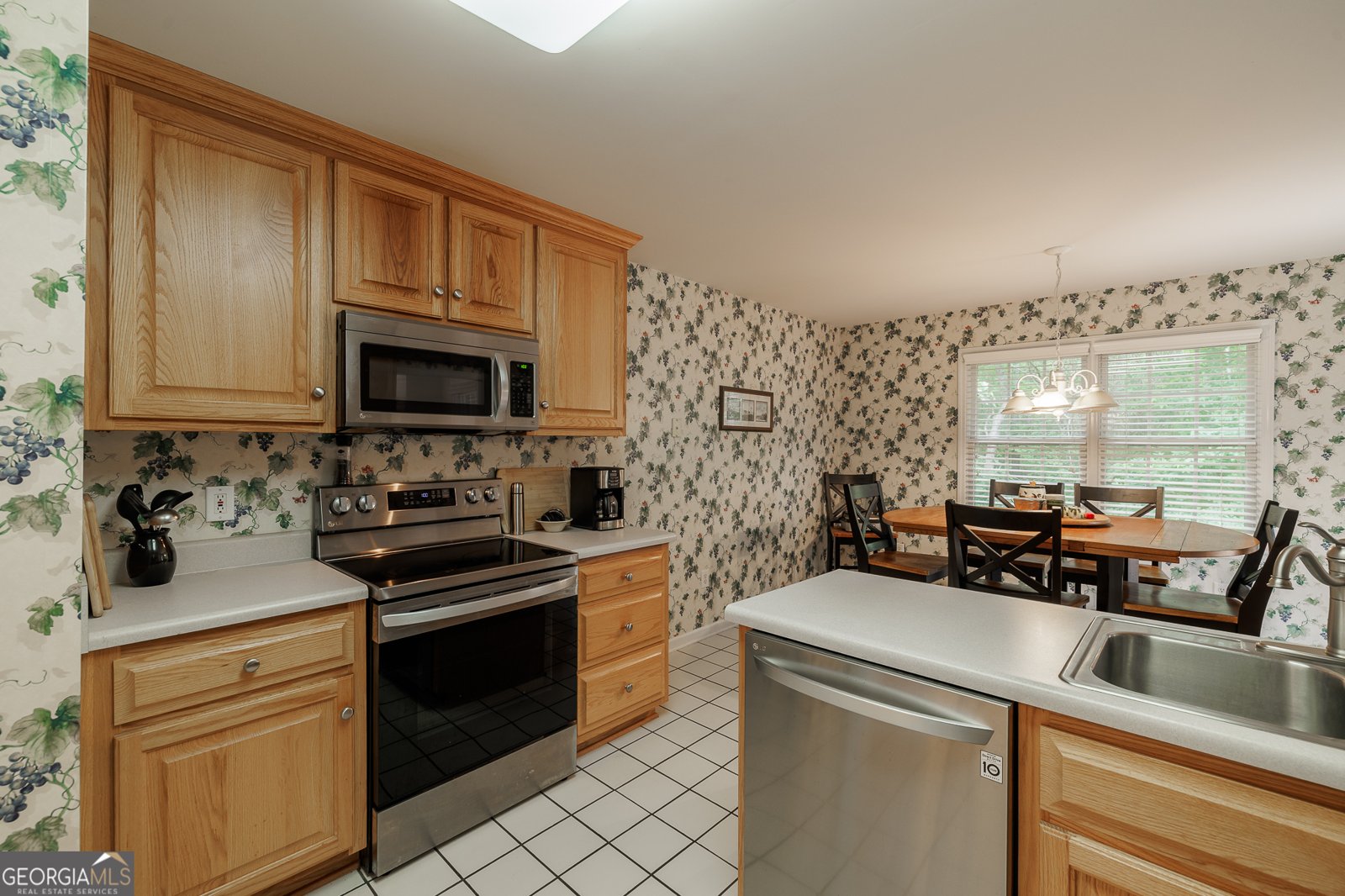 825 Saint Ives Lane Athens - Photo 11