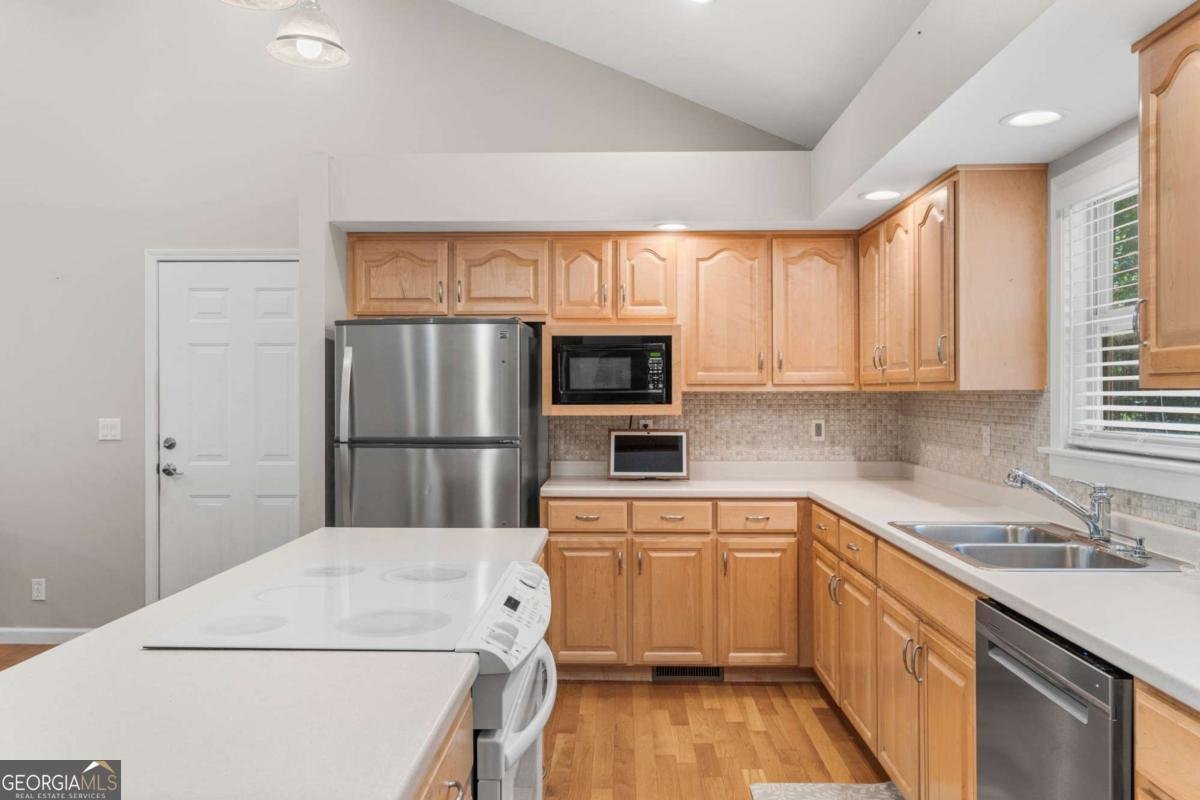 578 Dockery Creek Road Young Harris - Photo 12