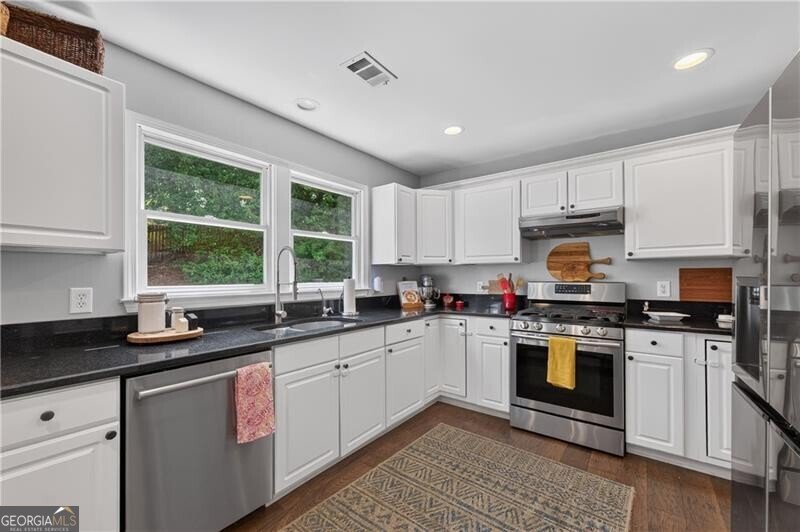 3352 Pigeon Hawk Court Peachtree Corners - Photo 13