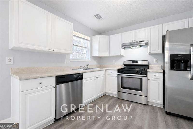 5521 Sapphire Circle Ellenwood - Photo 7