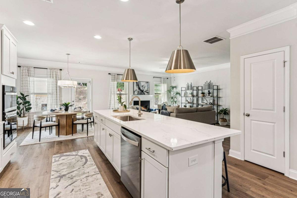 5557 Keswick Drive Flowery Branch - Photo 15