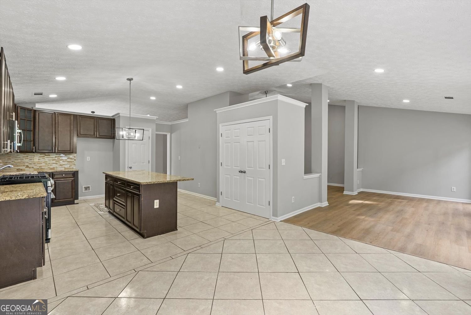 4680 Sterling Oaks Court Lilburn - Photo 16