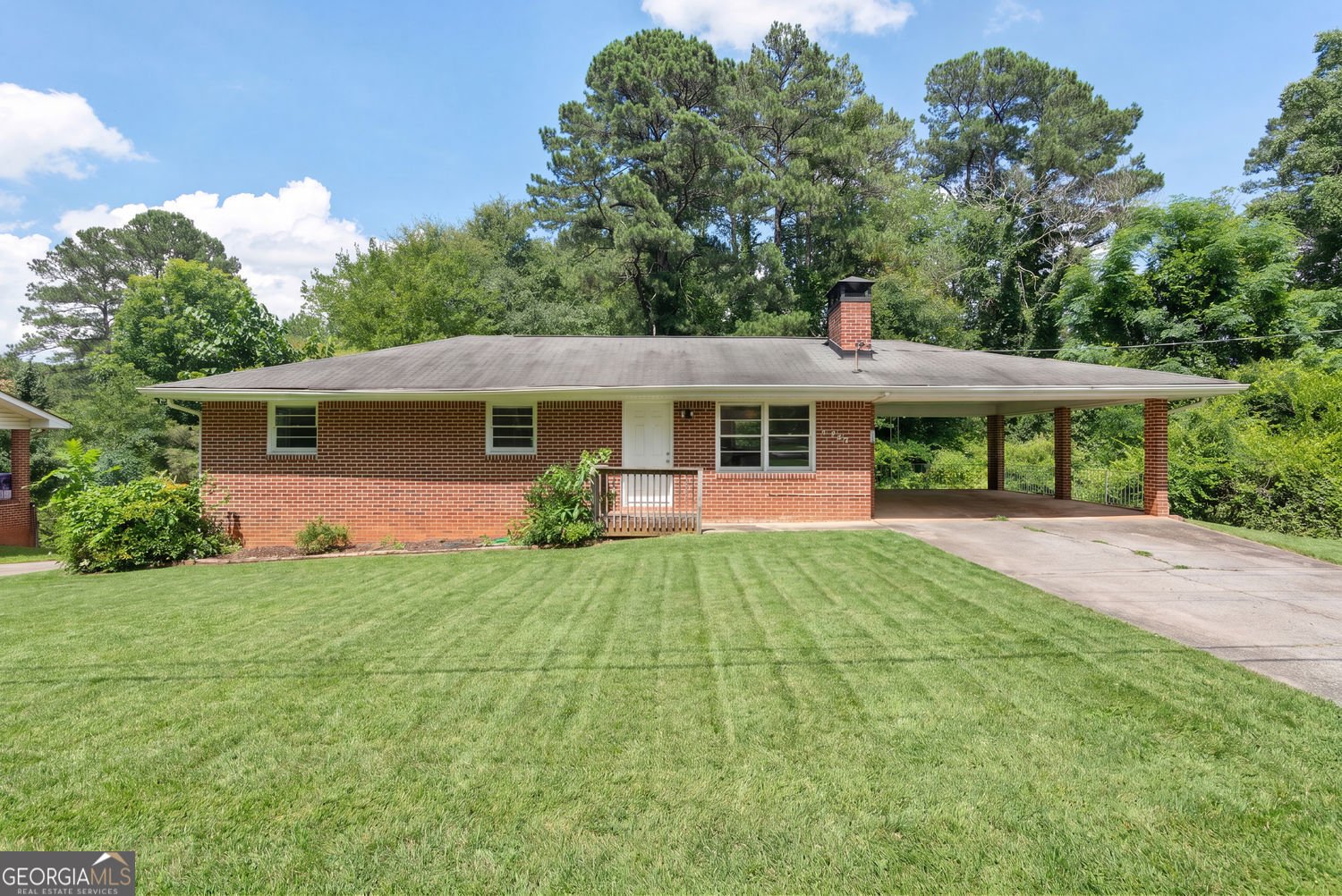 4325 Hiram Lithia Springs Road Powder Springs - main photo