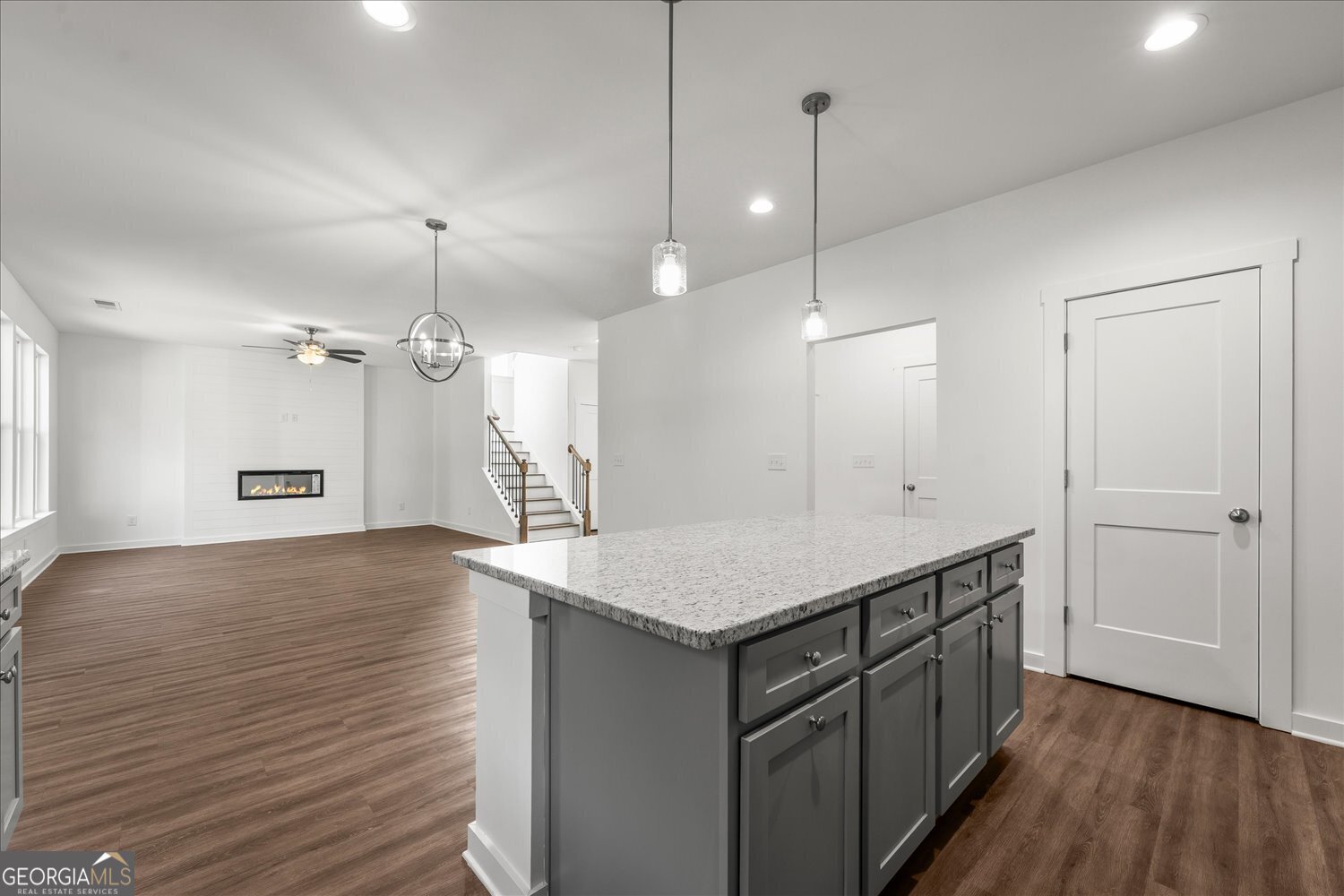 546 Lillian Way Statham - Photo 13