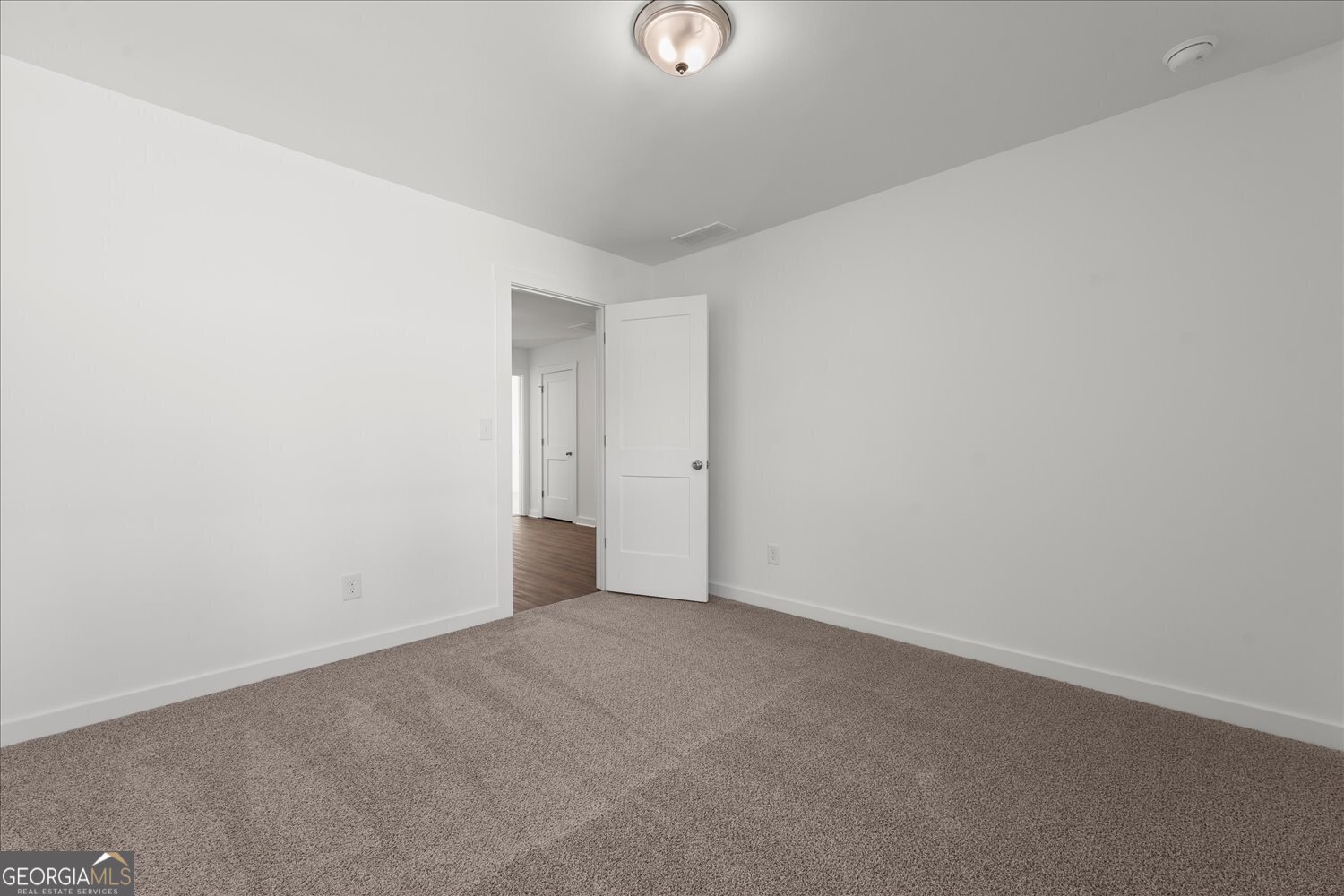 546 Lillian Way Statham - Photo 28