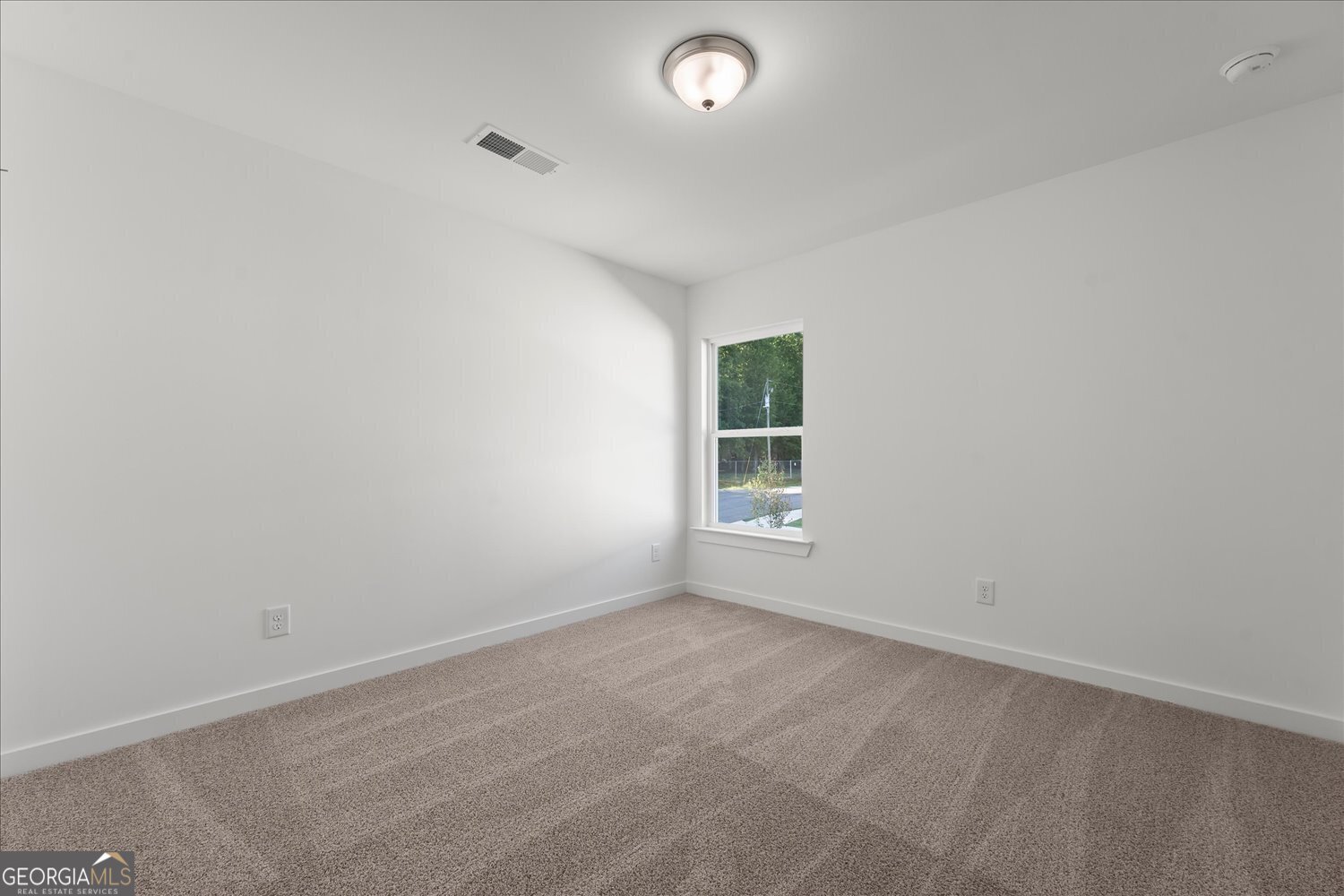 546 Lillian Way Statham - Photo 29