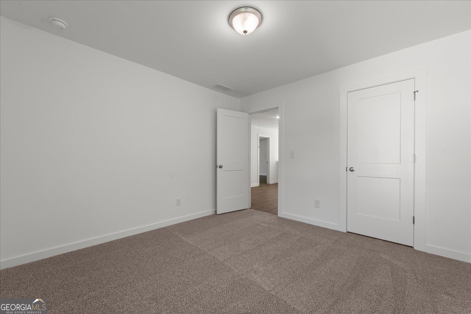 546 Lillian Way Statham - Photo 30