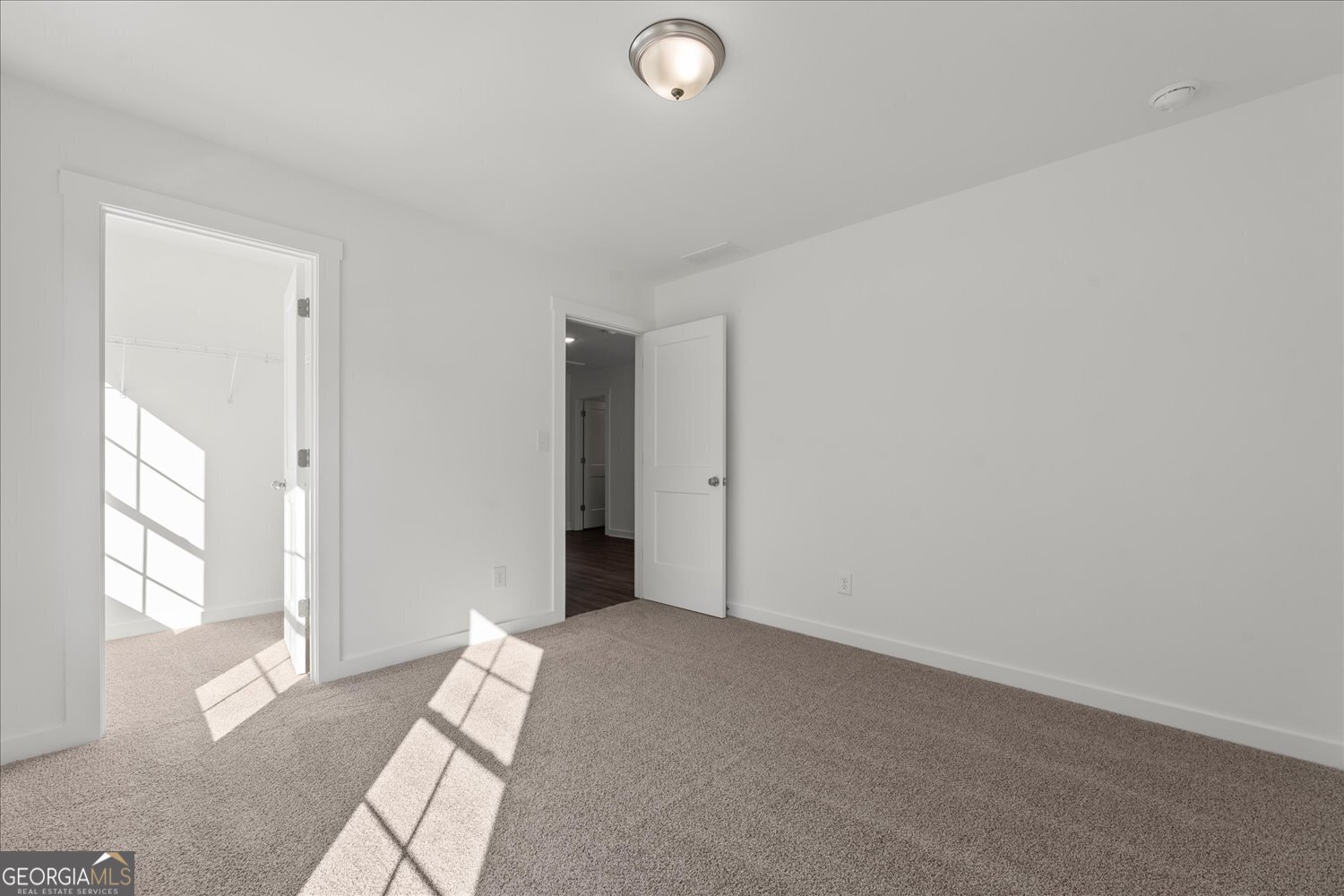 546 Lillian Way Statham - Photo 33