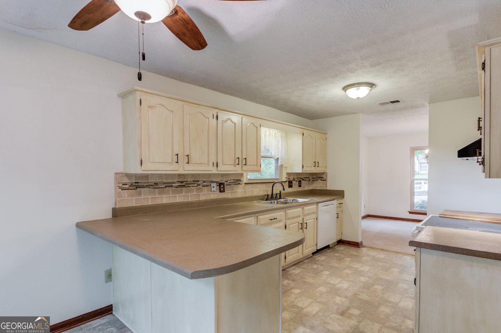498 Candlewick Lane Lilburn - Photo 19