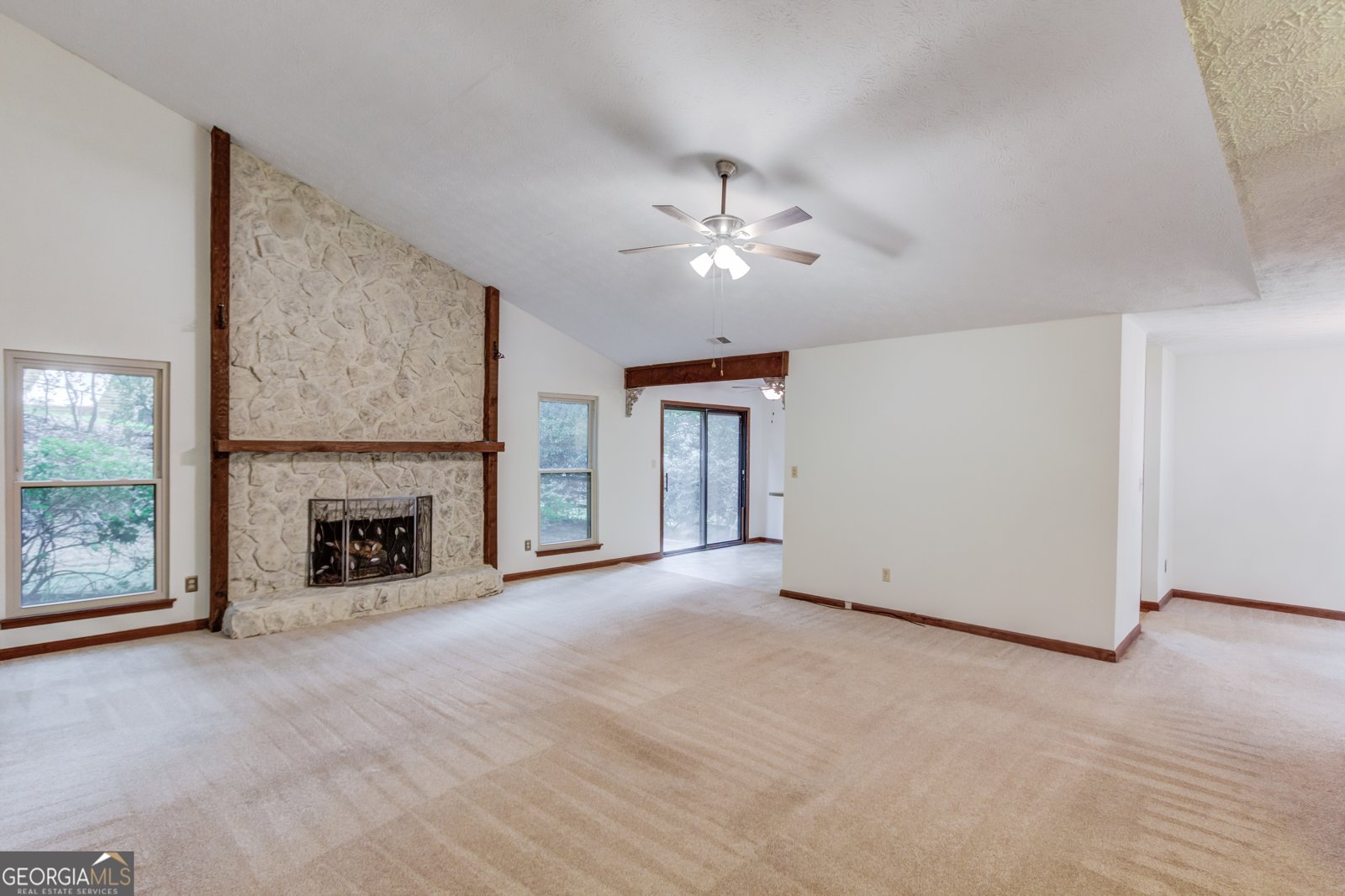 498 Candlewick Lane Lilburn - Photo 8