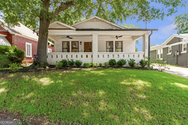 2300 Newnan Street East Point - main photo