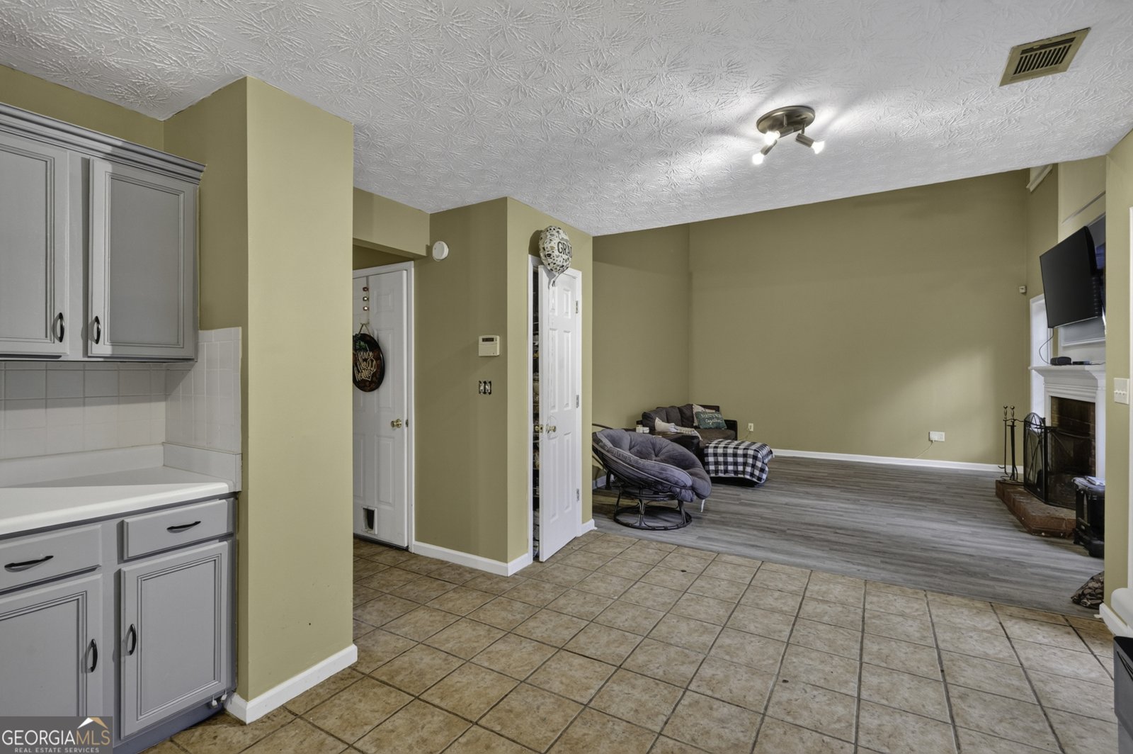 855 Underhill Court Buford - Photo 9