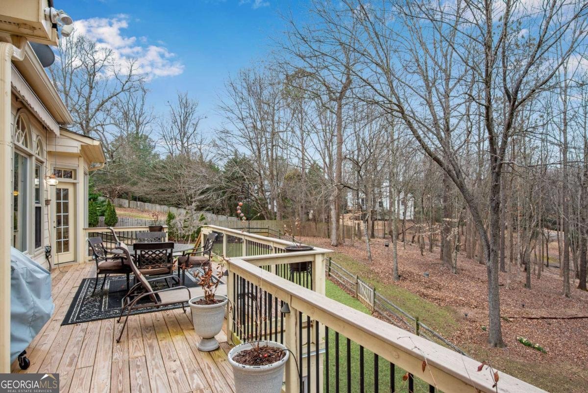 50 Lakecrest Circle Suwanee - Photo 47
