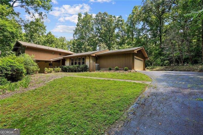2032 Gunstock Drive Tucker - main photo